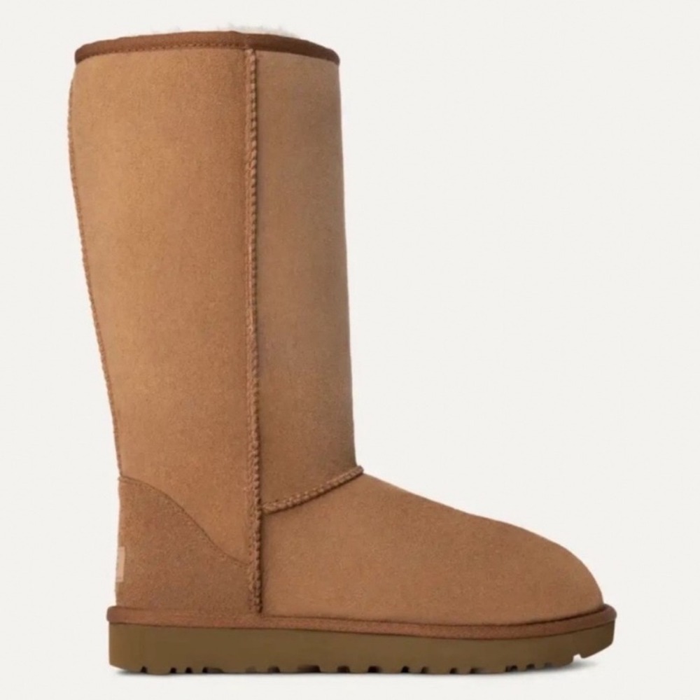 UGG Classic Tall II Chestnut Women's Boots Size 6